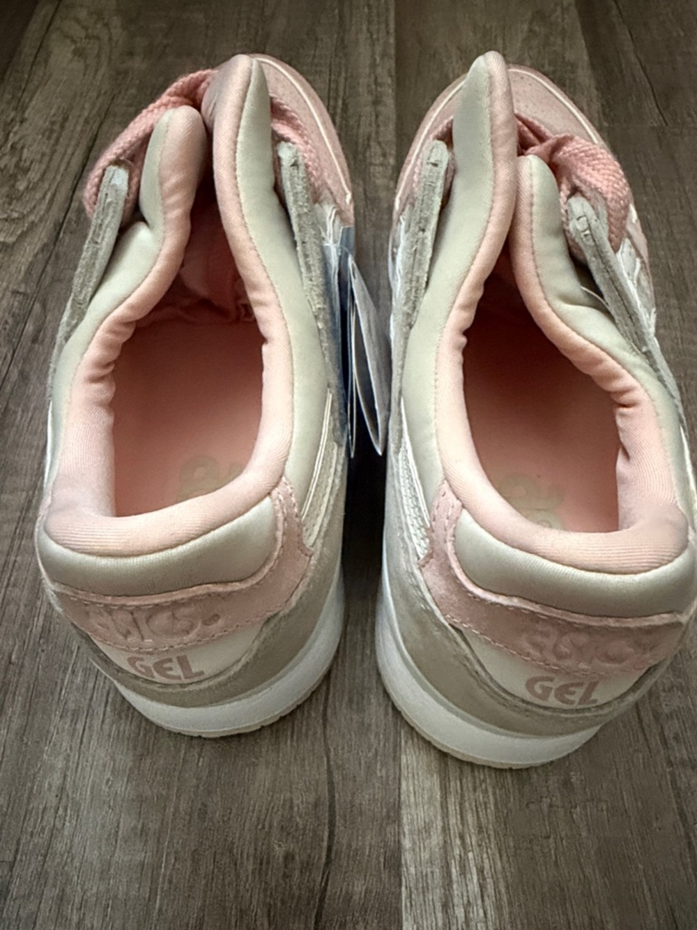 NIB ASICS Pink and Taupe Suede Gel-Lyte III Sneakers - Picture 3 of 5